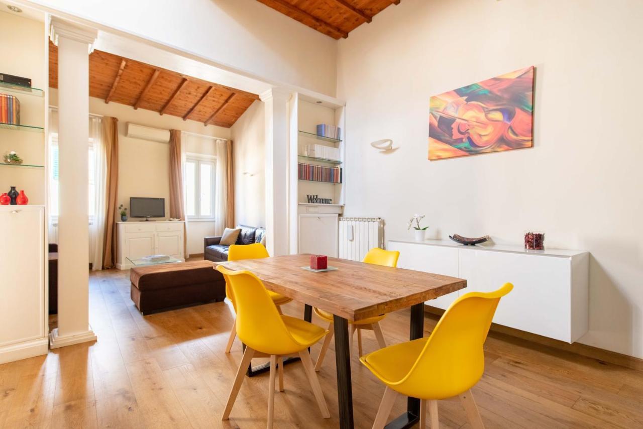 Modern, Bright Near Boboli Gardens & Santo Spirito - Homeunity Firenze Bagian luar foto