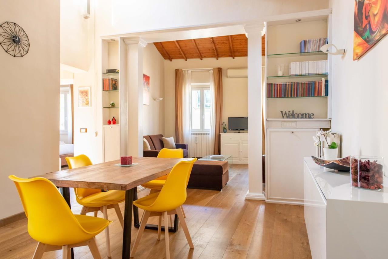 Modern, Bright Near Boboli Gardens & Santo Spirito - Homeunity Firenze Bagian luar foto