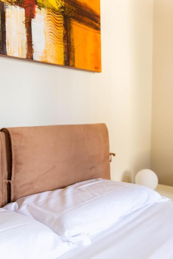 Modern, Bright Near Boboli Gardens & Santo Spirito - Homeunity Firenze Bagian luar foto