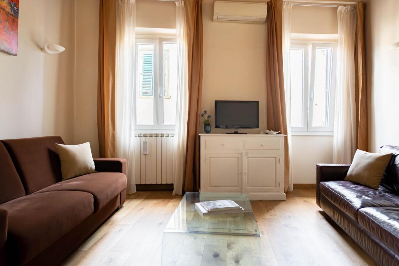 Modern, Bright Near Boboli Gardens & Santo Spirito - Homeunity Firenze Bagian luar foto